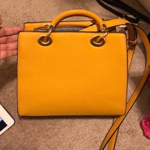 Crossbody mustard color bag
